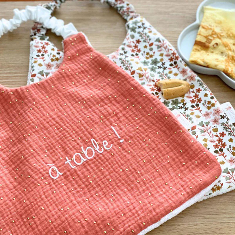 Bavoir Serviette élastiquée école maternelle personnalisé