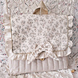 Cartable maternelle fille à fleurs, volant et vichy