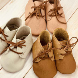 Chaussons à lacets bébé faits main