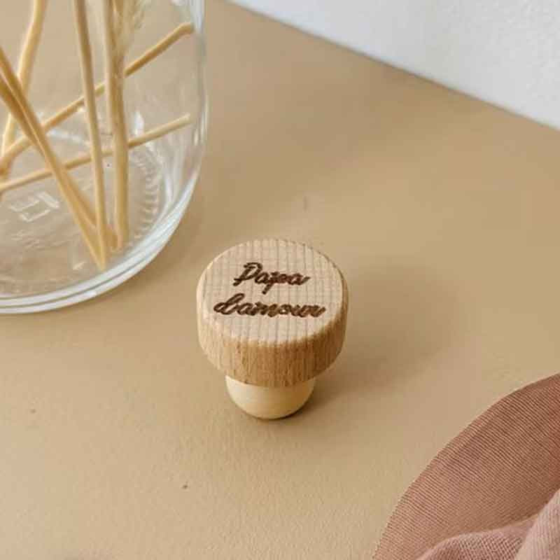 Bouchon de bouteille de vin en bois et liège personnalisé