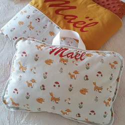 coussin de sieste personnalisé avec prénom enfant