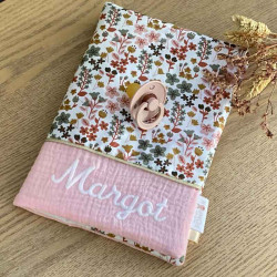 Protège carnet de santé personnalisé fleurs terracotta doré bandeau rose