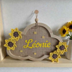Plaque de porte prénom nuage personnalisée fleurs au crochet