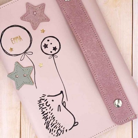 Protège carnet de santé en cuir fille rose